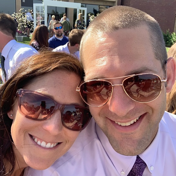 Meet your Posher, Jennifer - Picture 1 of 1